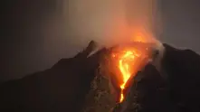 Вулканът Ключевской в Камчатка изхвърли пепел на височина 6 километра
