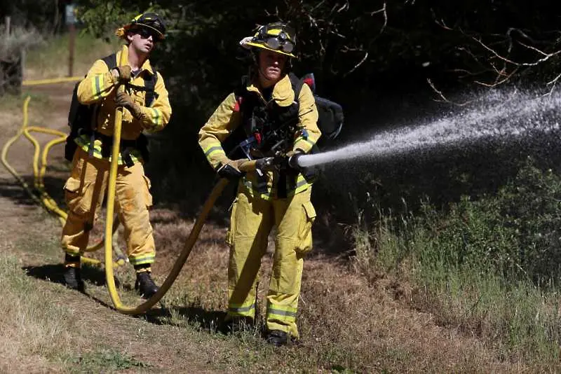 Пожарите в Калифорния се разрастват