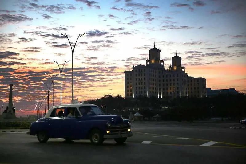 САЩ разследват мистериозни физически симптоми на служители в Куба