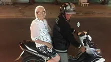 „Супер бабушка“ – 90-годишната руска баба, която обикаля света