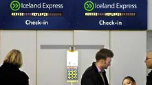 Исландия: Кола нахлу в зала на летището в Рейкявик