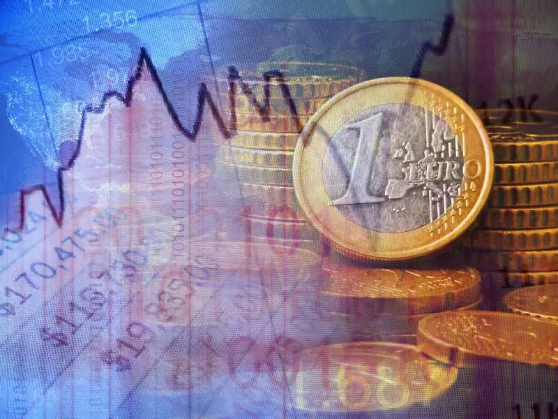 Еврото доближи 1,20 долара и превиши 70 рубли