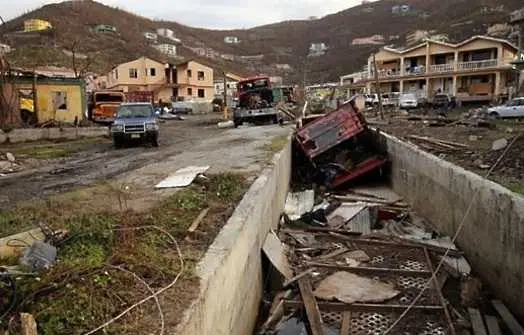 Карибите се готвят за голям ураган