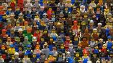 Lego започва съкращения на персонала в цял свят