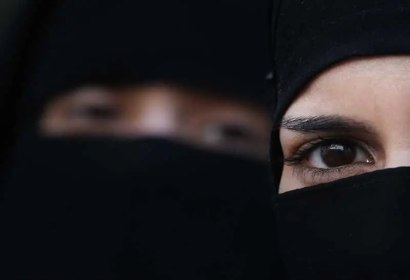 Жените в Саудитска Арабия вече могат да шофират