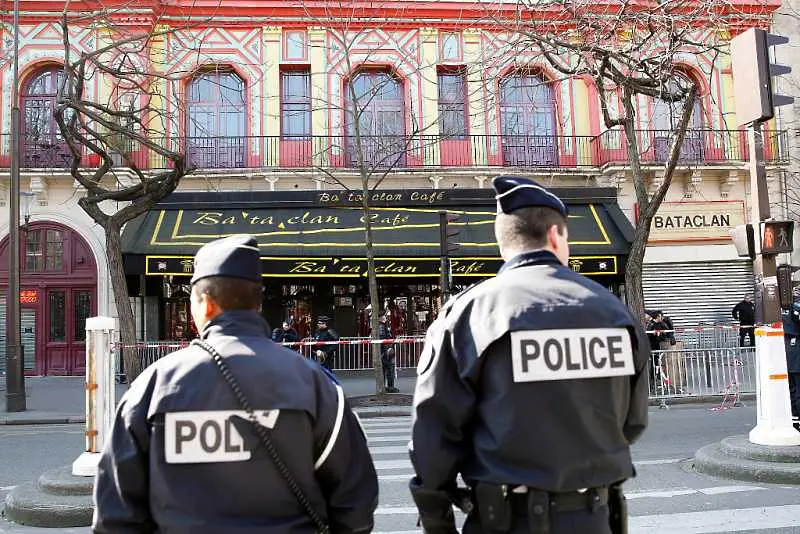 Предотвратен е атентат срещу нощни клубове в Париж