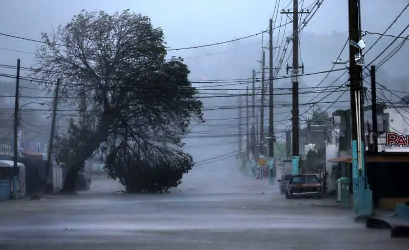 Ураганът Ирма премина през Пуерто Рико (снимки) 