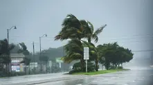 Ирма преминава през Флорида (СНИМКИ)