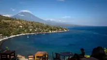 Бали заплашен от изригването на голям вулкан (снимки)