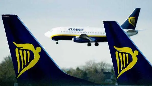 Ryanair спира 34 маршрута през зимата