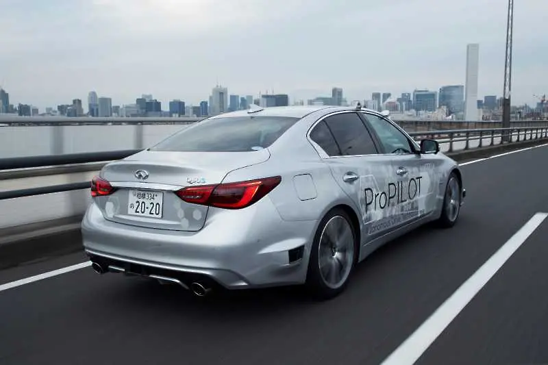 Nissan тества напълно автономно управление по улиците на Токио