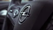 Opel помага на водачите да бъдат постоянно комуникационно свързани