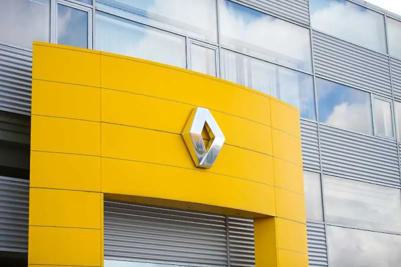 Франция продаде част от дела си в Renault