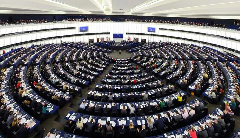 Твърдения за сексуални посегателства и в Европейския парламент