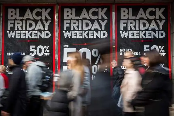 Черният петък: Отново изкуствено завишени цени преди отстъпка