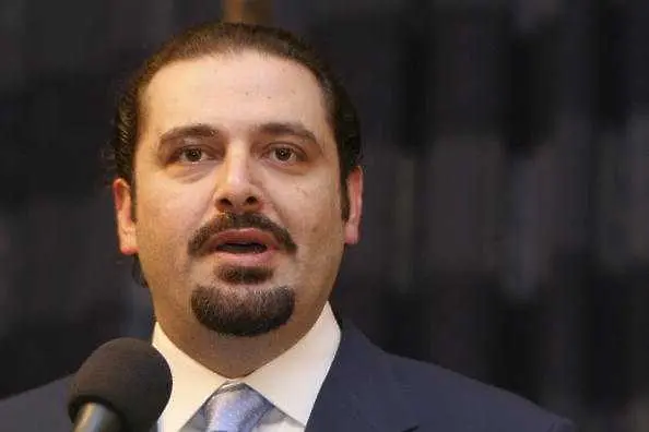 Ливанският премиер в оставка пристигна в Париж