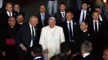 Папата призова към уважение на правата на всички по Светите земи