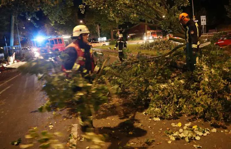 Бурите в Северна Европа взеха 10 жертви