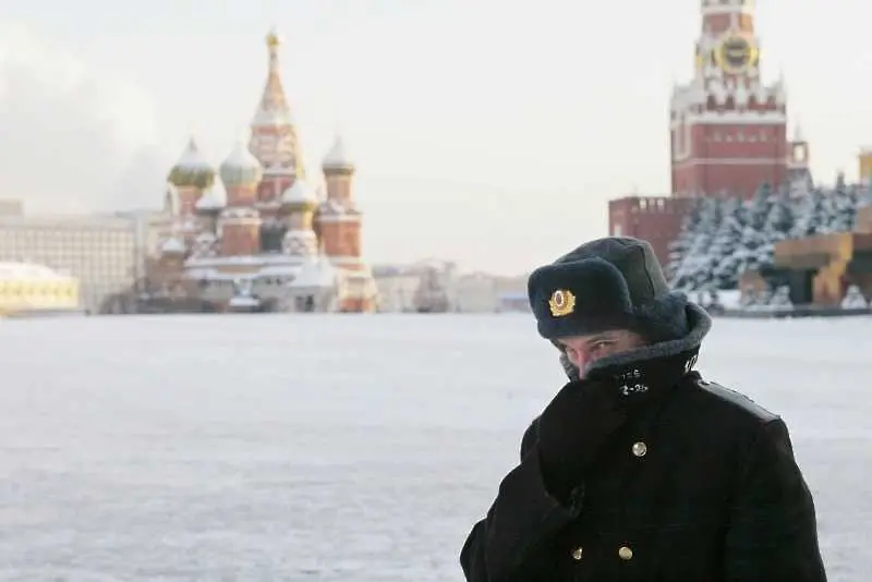 Сняг колкото за цял месец се изсипа в Москва за 36 часа