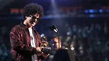„Грами“ под знака на Бруно Марс, посмъртни награди за Ленард Коен и Кари Фишър