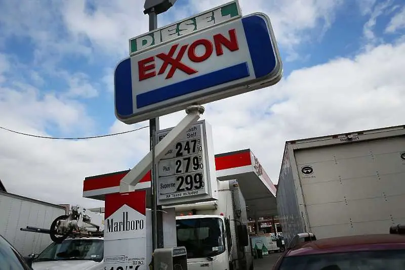 Петролният гигант Exxon излиза от съвместните проекти с „Роснефт“