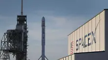 SpaceX изстреля в орбита сателит с размера на автобус