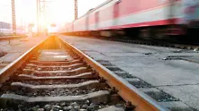 Пътници бяха блокирани във влак от София за Бургас