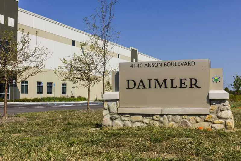 Китайската Geely стана най-големият акционер в Daimler
