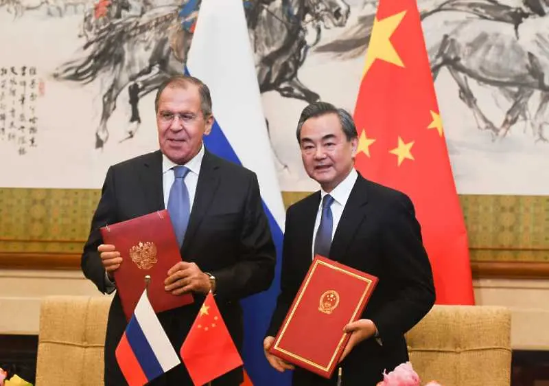 Лавров: Русия и Китай ще защитят ядреното споразумение с Иран