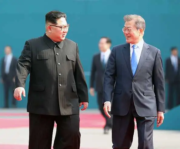 Историческата среща между лидерите на Северна и Южна Корея