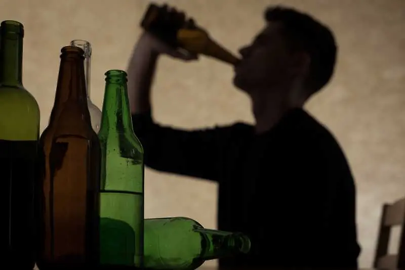 Откриха защо тийнейджърите залитат по алкохола