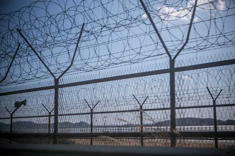 Черна гора обмисля издигането на ограда по границата с Албания