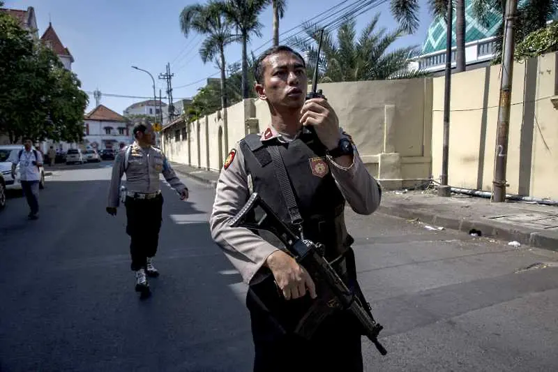 Новото нападение в Индонезия е дело на семейство терористи