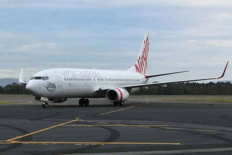 Самолет се приземи аварийно в Австралия заради жена, заплашила да убие пътниците