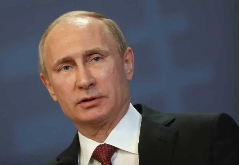 Путин коментира Запада, Украйна, Сирия и Скрипал в пряка линия с руските граждани