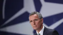 НАТО: Русия трябва да промени поведението си, преди санкциите да бъдат отменени