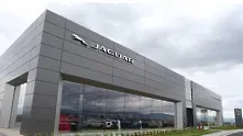 Изключително модерен комплекс на Jaguar и Land Rover откри Мото-Пфое