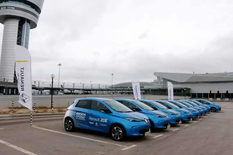 Renault ZOE ще превозва безплатно всички желаещи пътници от Летище София