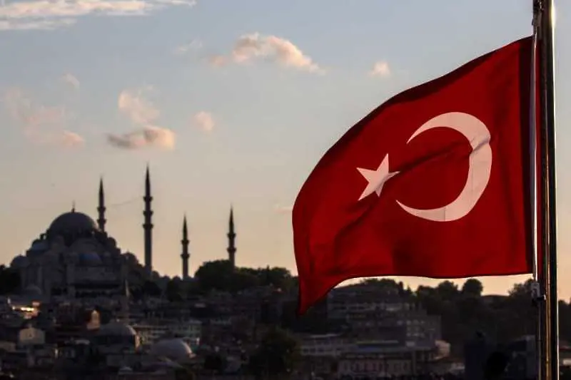 Турция арестува 68 военни за предполагаеми връзки с Фетхуллах Гюлен