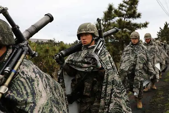 САЩ и Южна Корея отменят военните игри през август