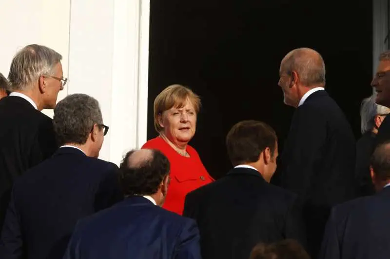 Бъдещето на Меркел като канцлер под въпрос