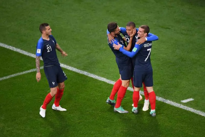 Франция победи Перу с 1:0