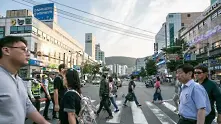 Двете Кореи преговарят за свързване на пътищата