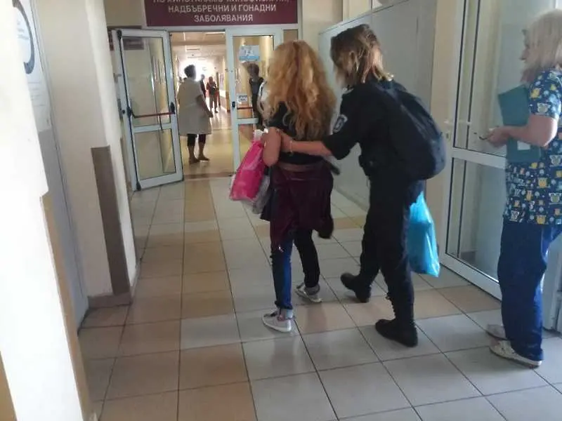 Десислава Иванчева излезе от болница, отново е в ареста