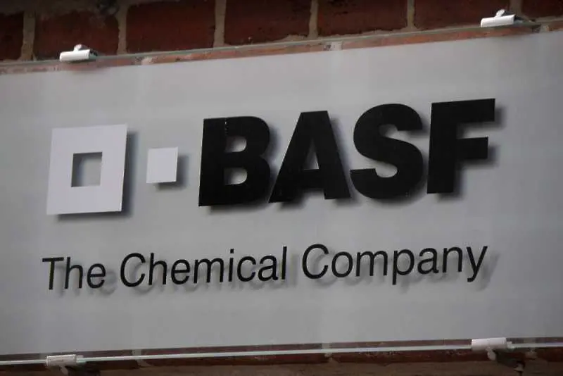 BASF приключи придобиването на активи и бизнеси от Bayer