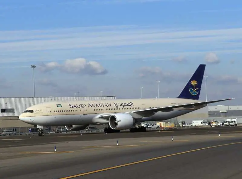 Саудитска Арабия спира полетите до Торонто