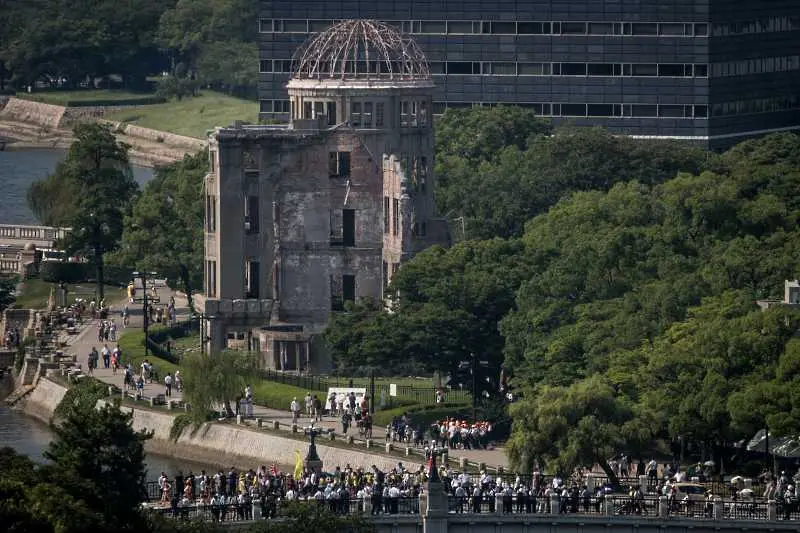 Япония отбеляза 73-ата годишнина от атомната бомбардировка над Хирошима