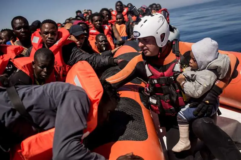 Повече от 60 000 мигранти пристигнали в Европа от началото на годината