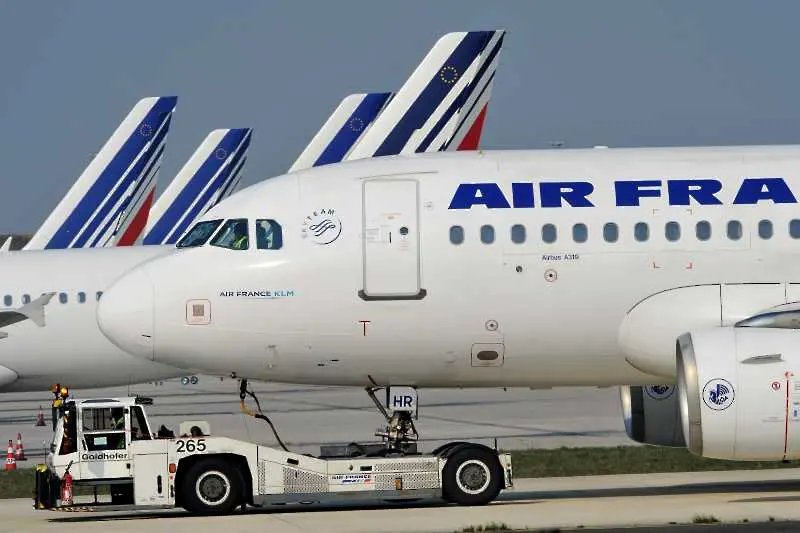 Пилотите на Air France заплашват със стачка