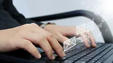 Защо предпочитаме съобщения пред имейли